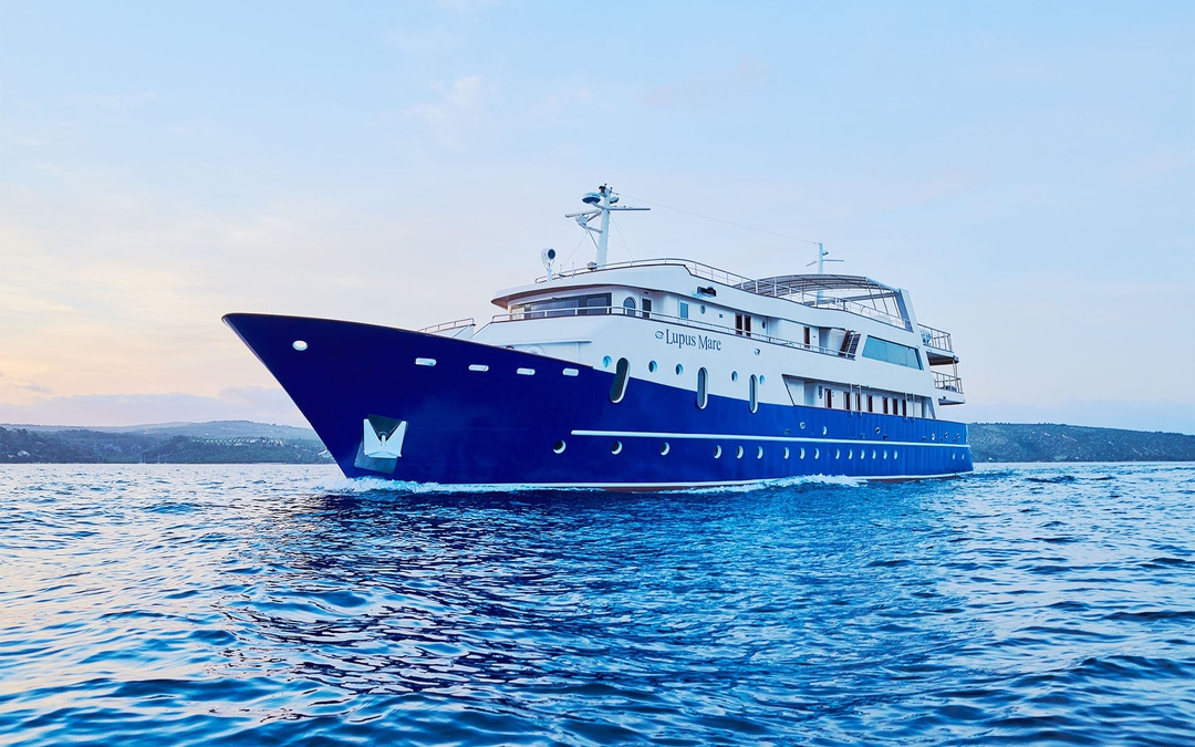 149' Custom