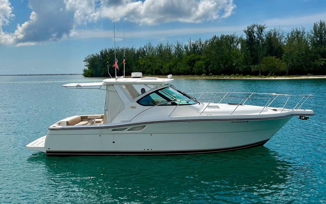 38' Tiara