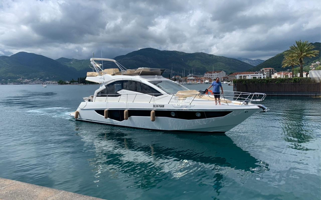 60' Cranchi
