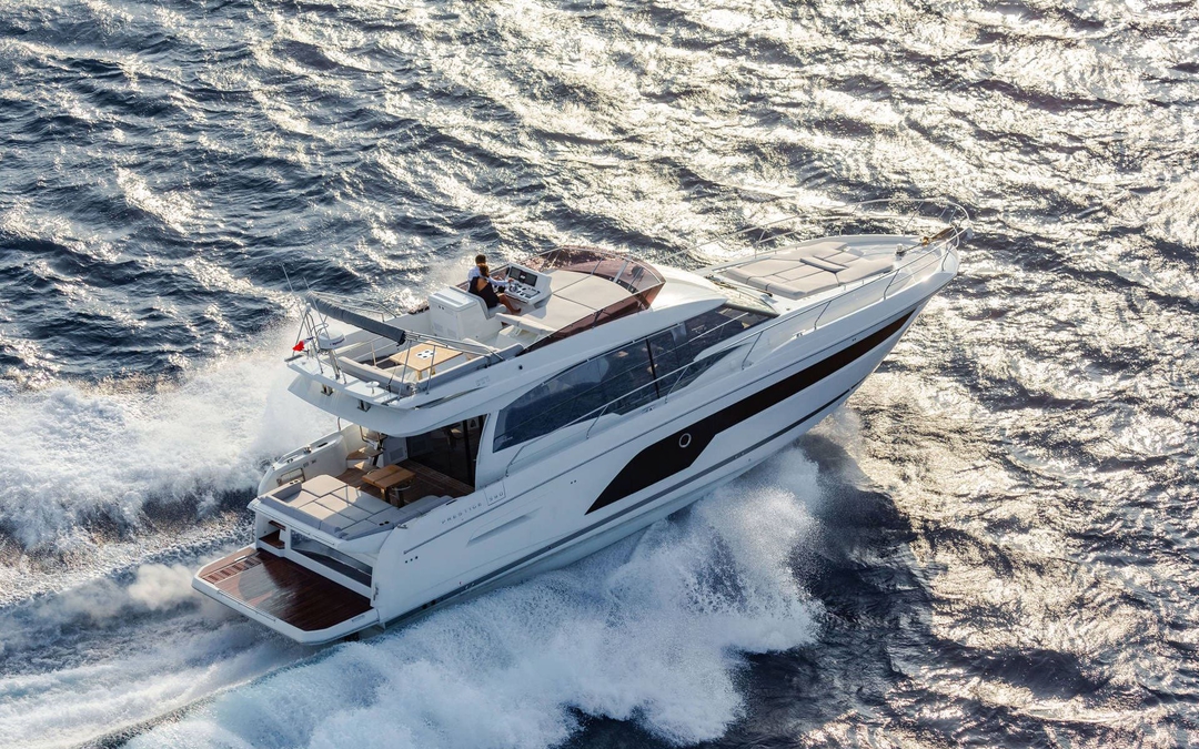 62' Prestige