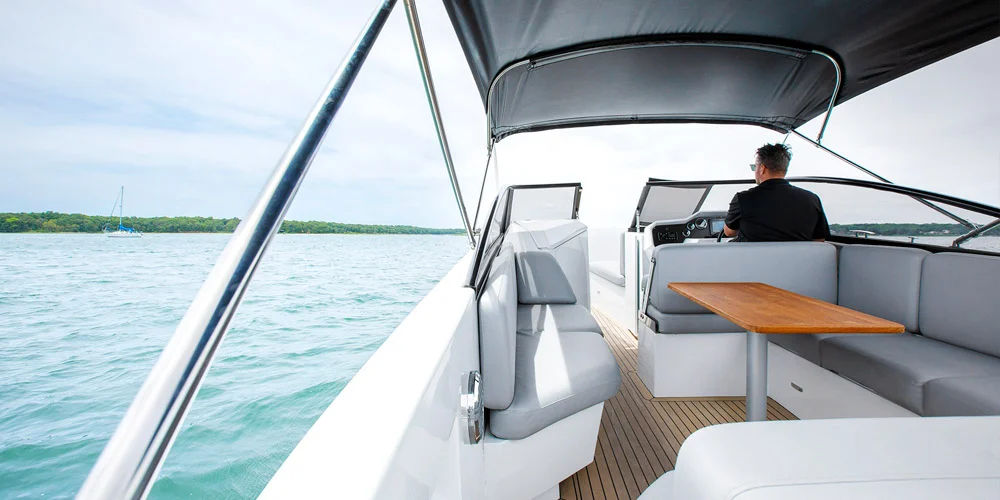 29ft 2021 Yacht Hampton Escape