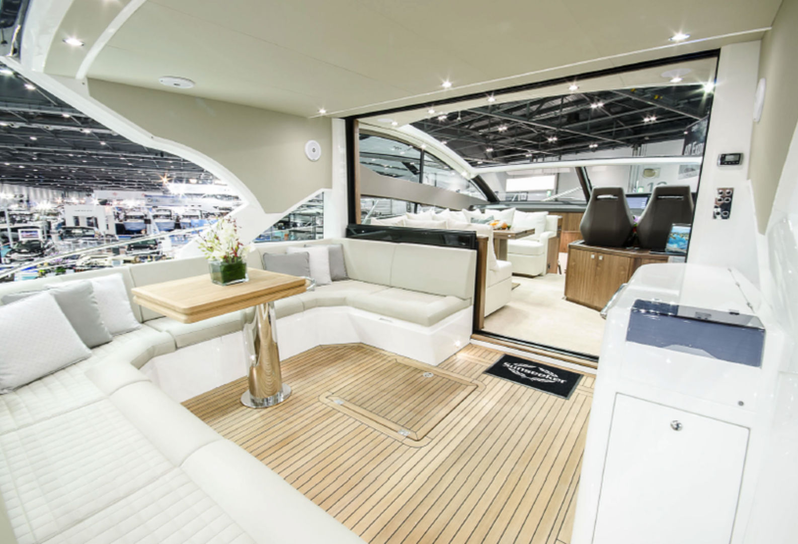 60ft 2019 Sunseeker Predator