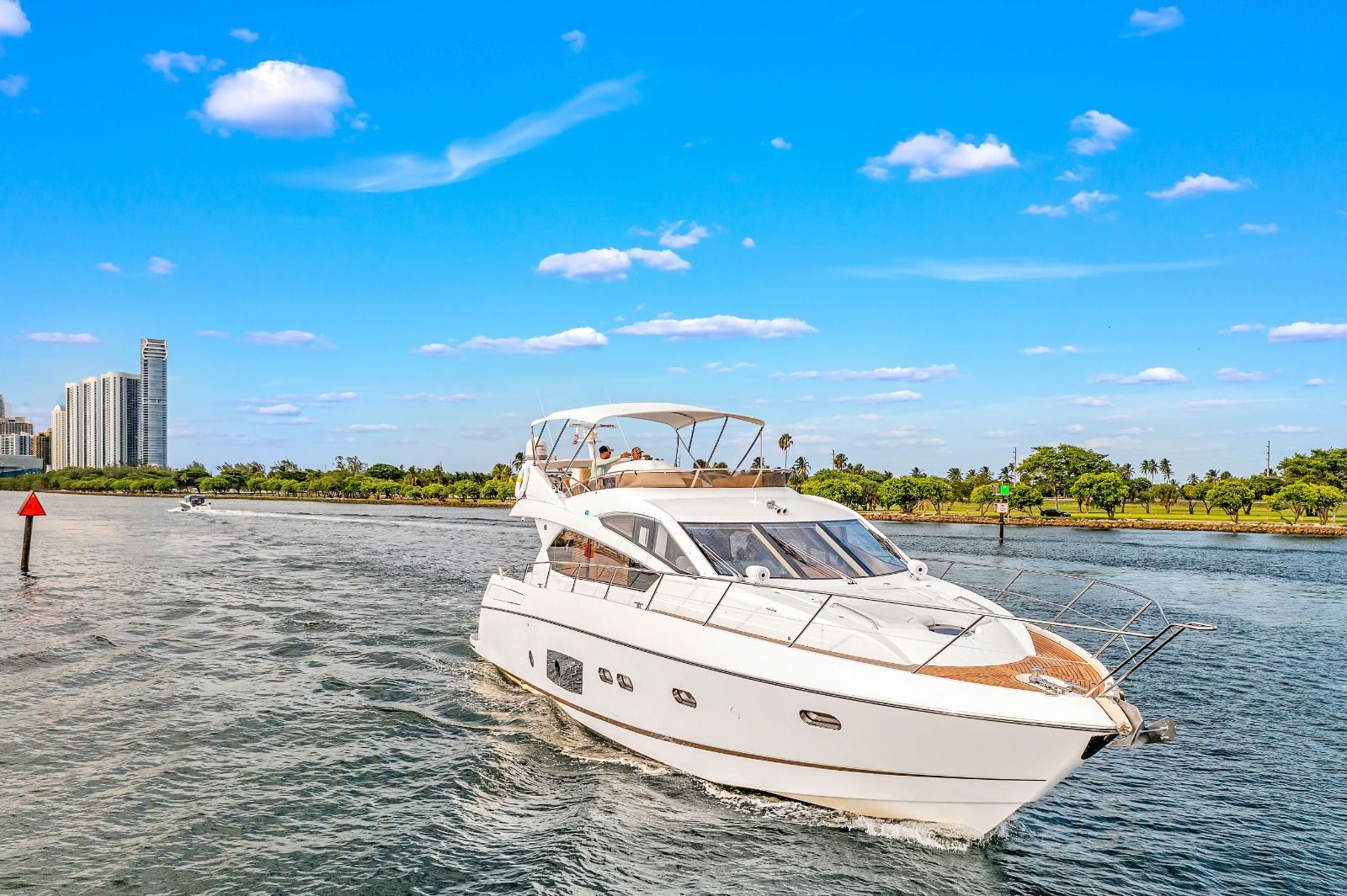 70ft Sunseeker