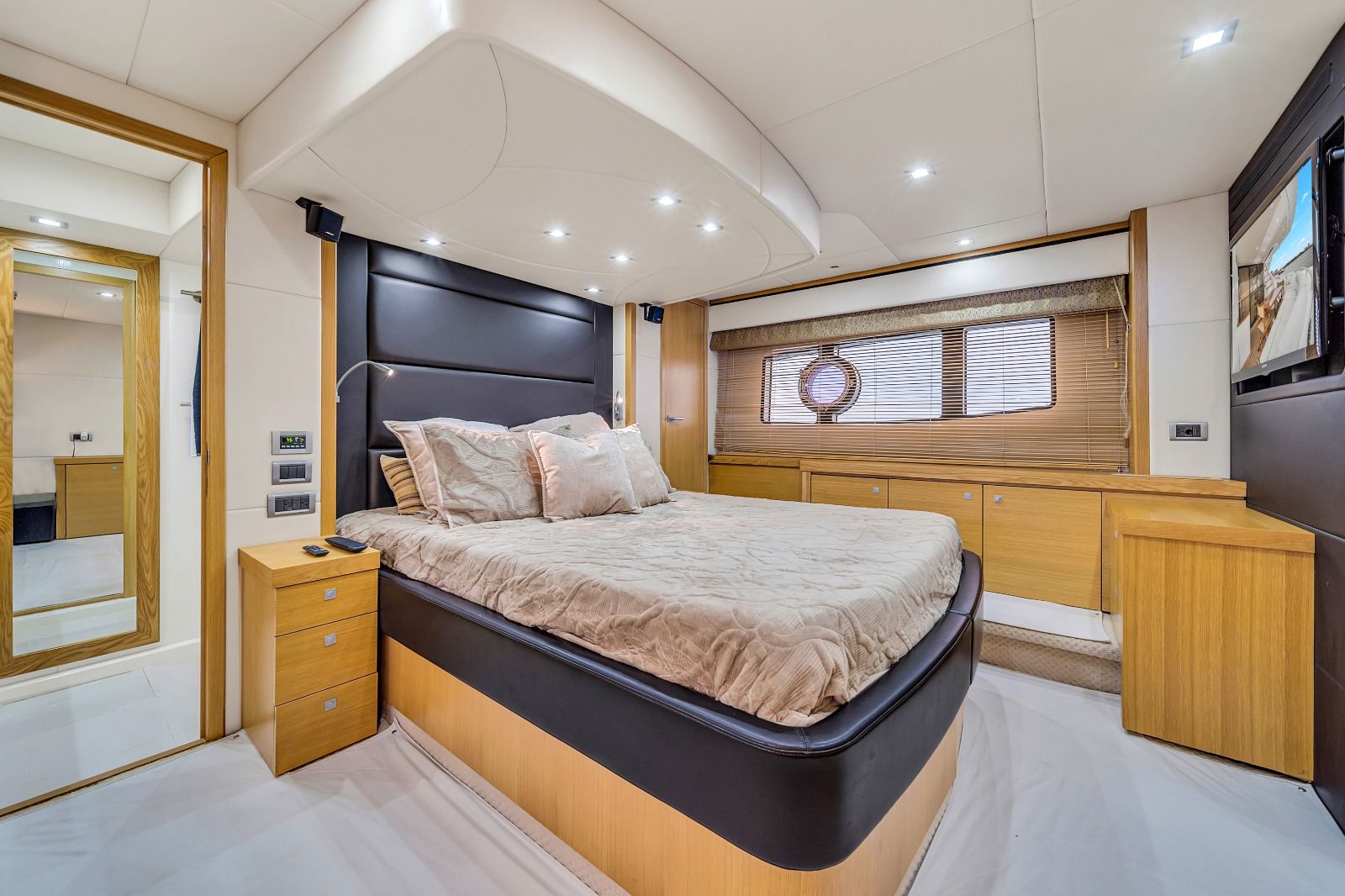 70ft Sunseeker