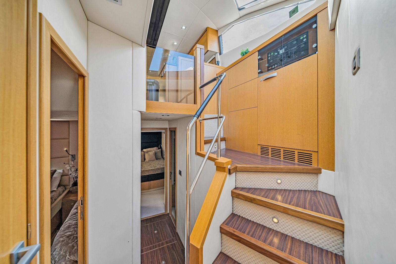 70ft Sunseeker