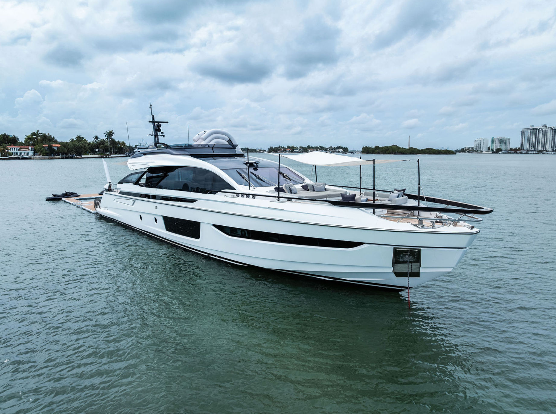 100ft Azimut “Rosa” w/ Beach Setup