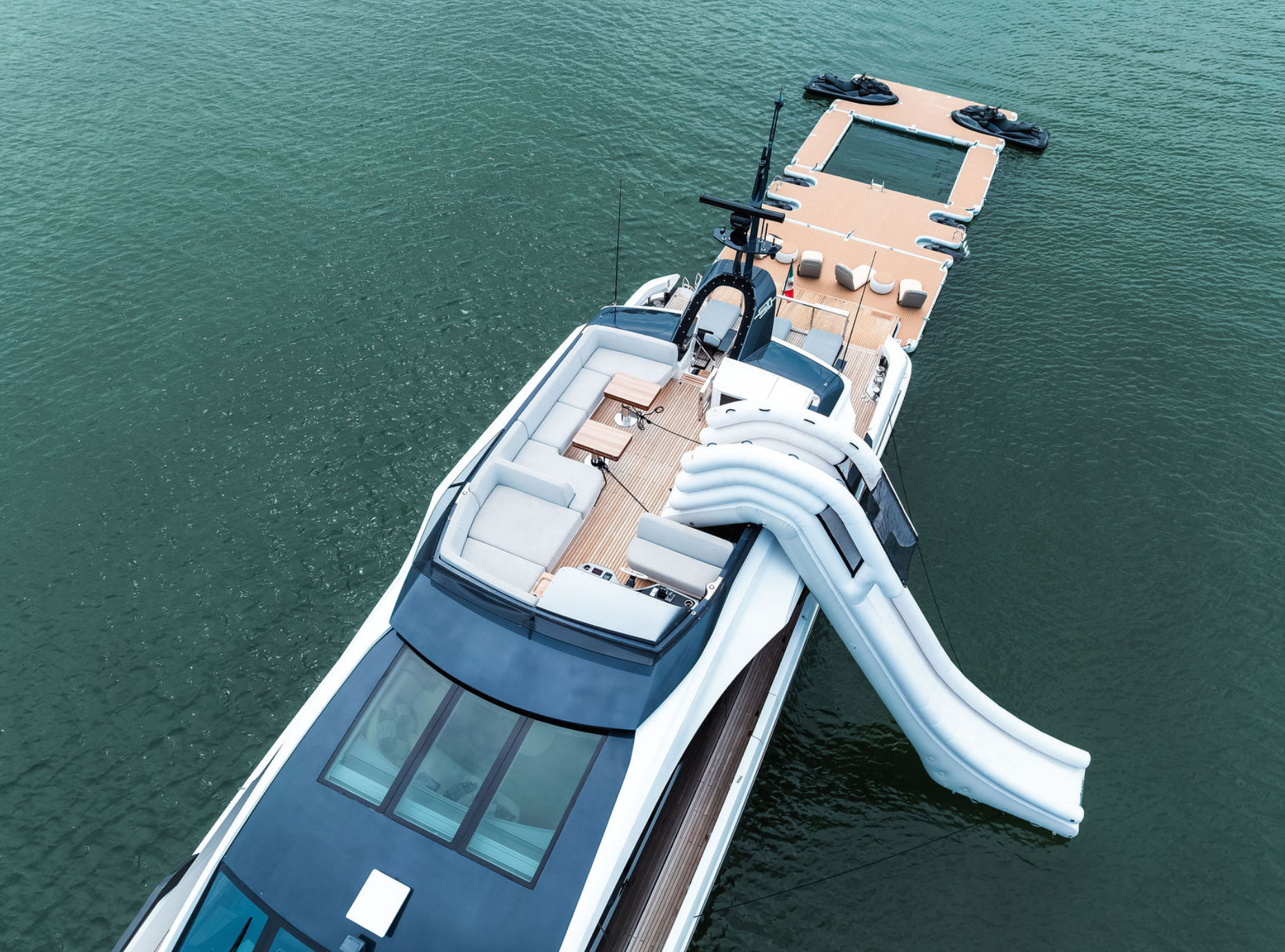 100ft Azimut “Rosa” w/ Beach Setup
