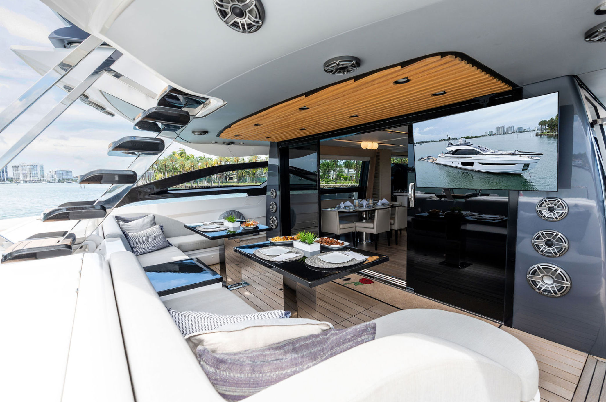 100ft Azimut “Rosa” w/ Beach Setup