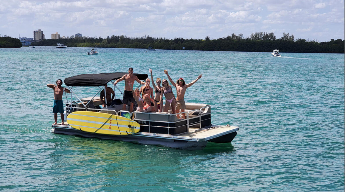 24ft Party Pontoons