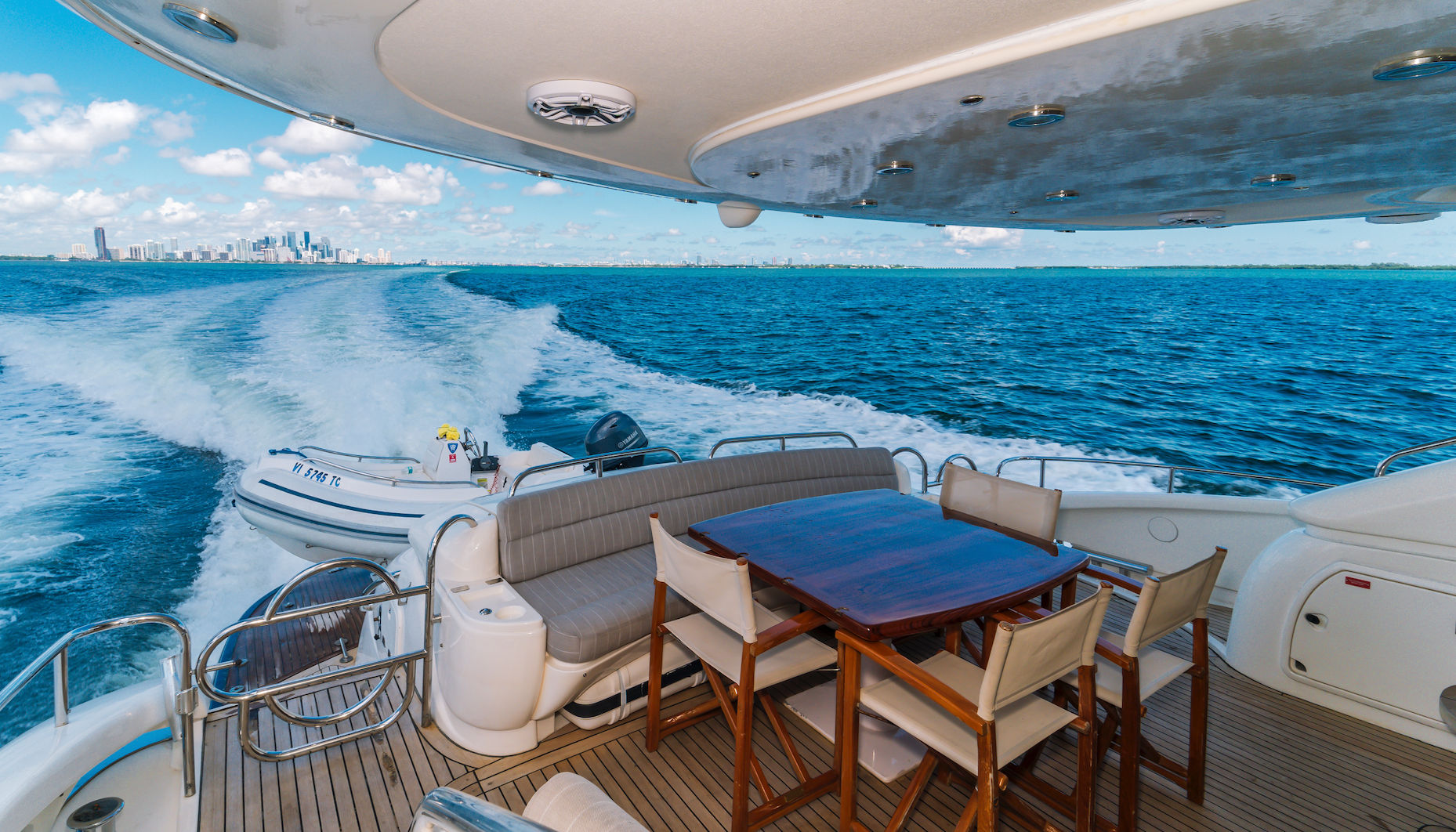 90ft Sunseeker Flybridge