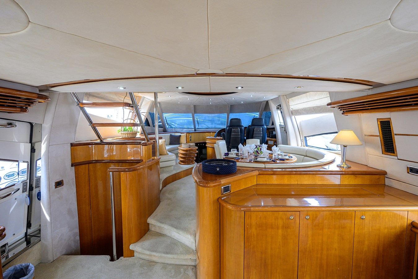 90ft Sunseeker Flybridge