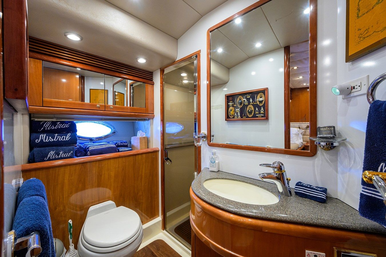 90ft Sunseeker Flybridge