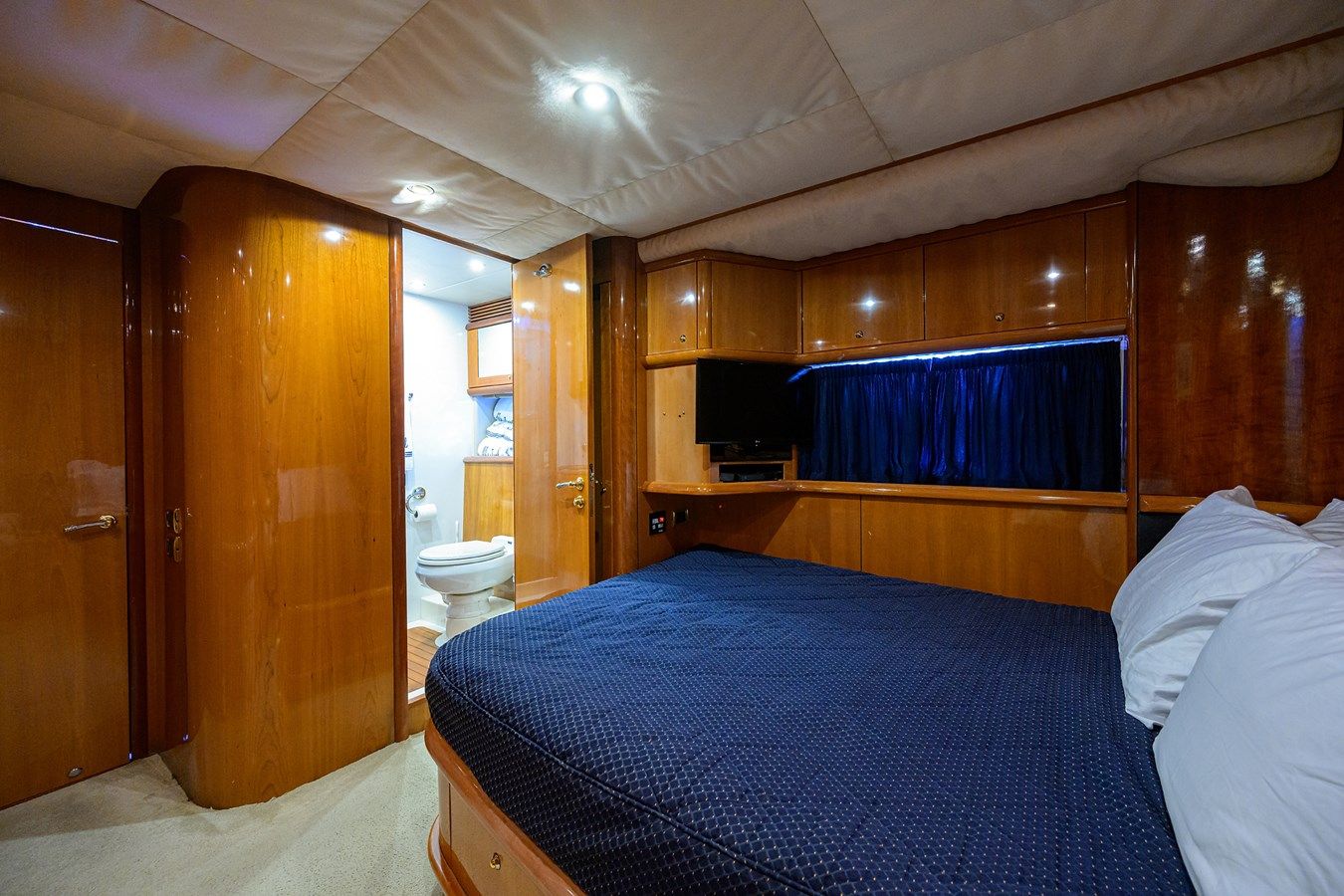90ft Sunseeker Flybridge