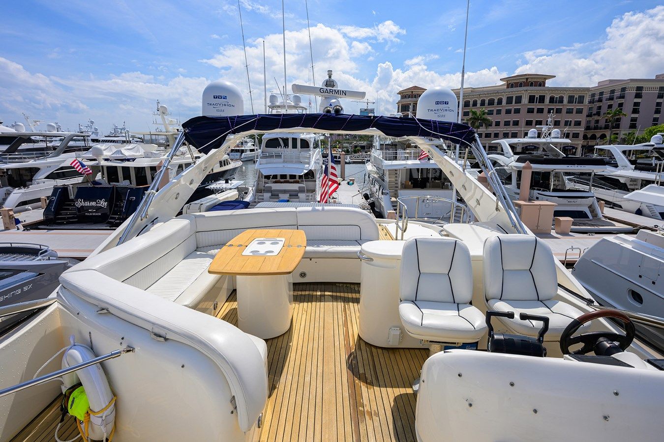 90ft Sunseeker Flybridge