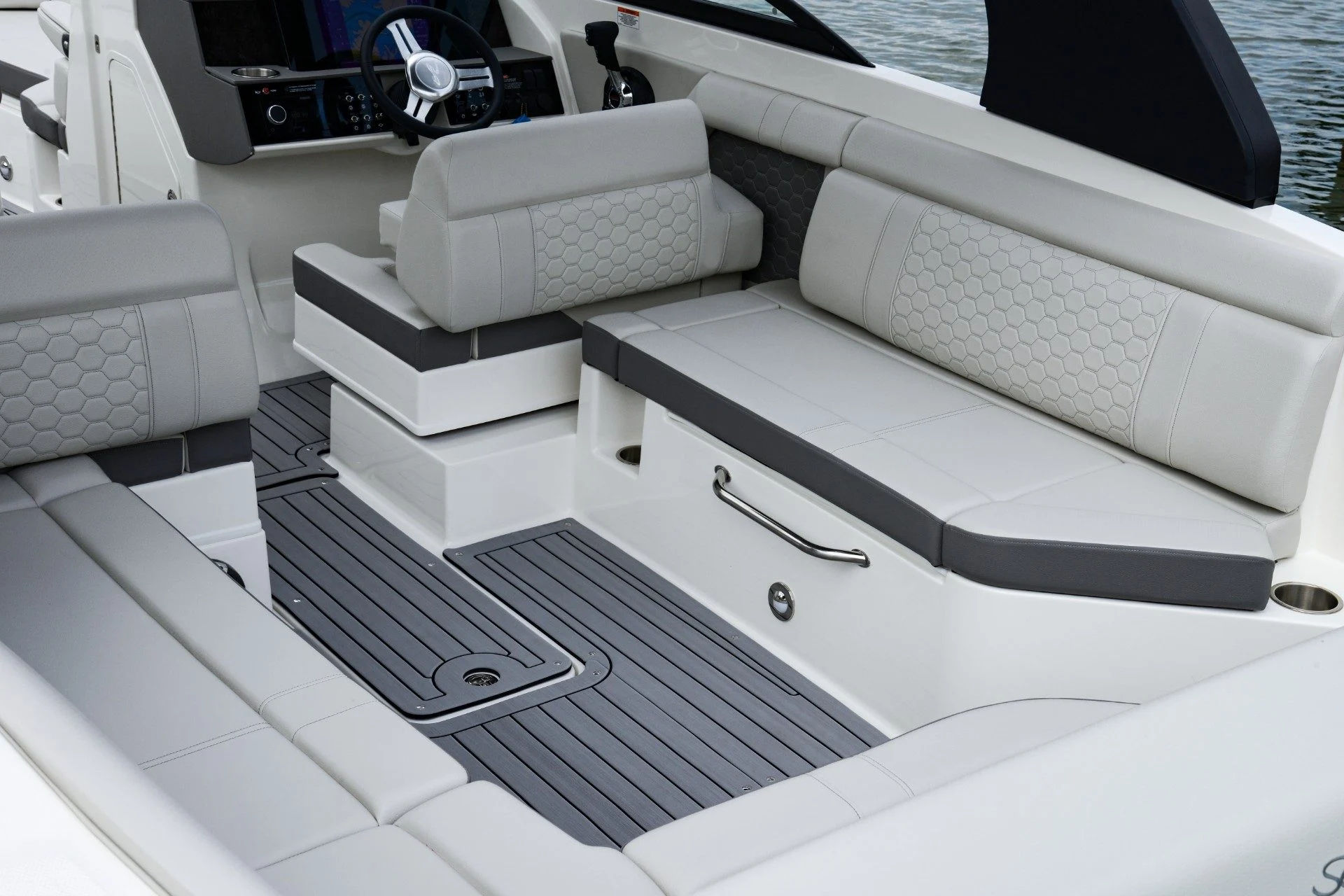27ft 2024 Sea Ray SDX