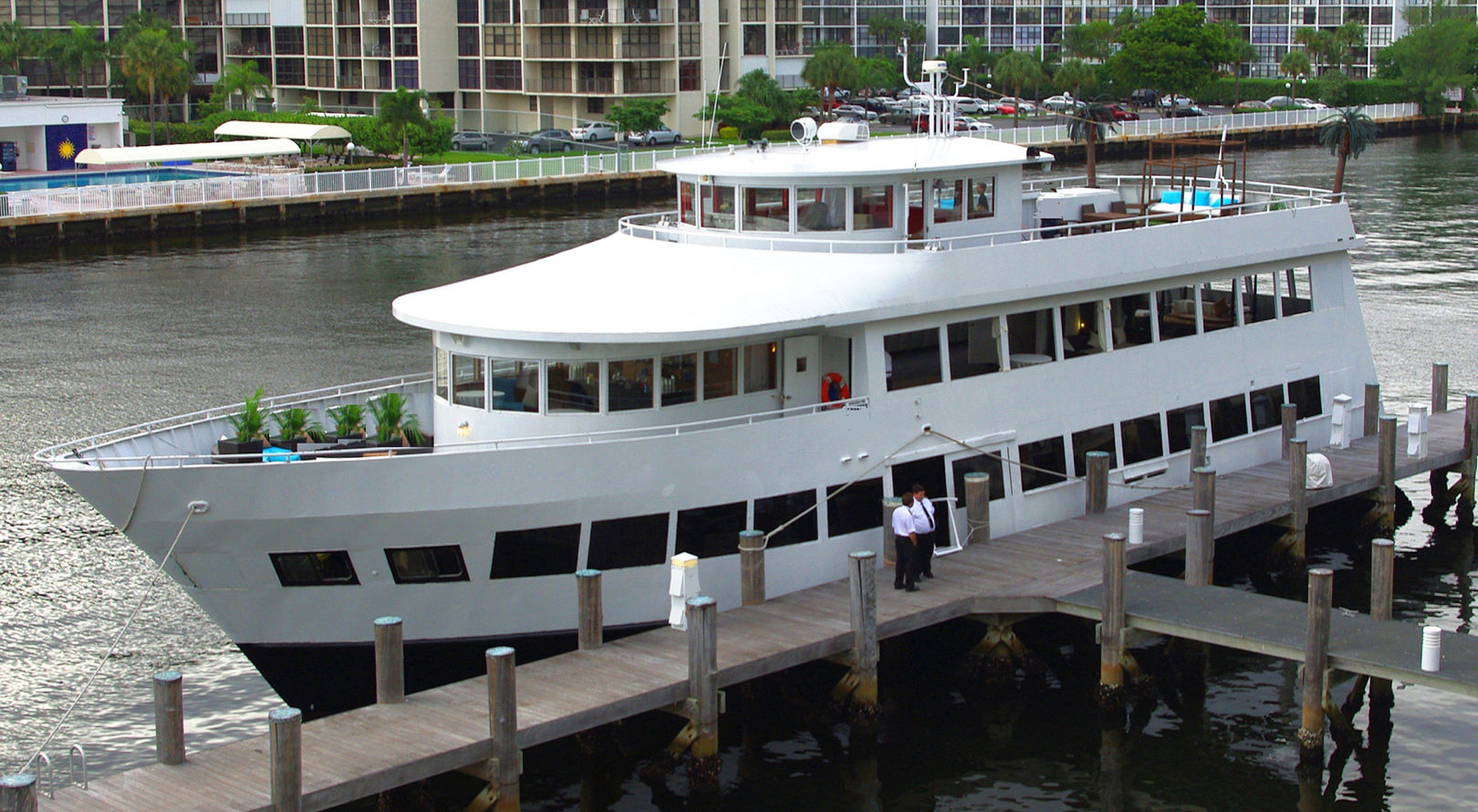 125ft COI Event Yacht