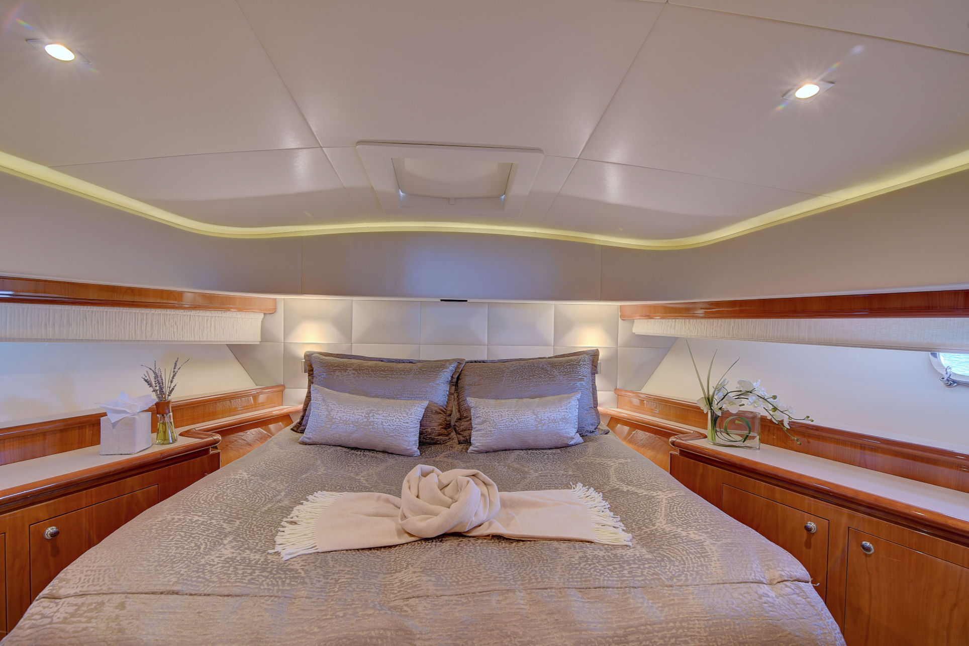 75ft Ferretti