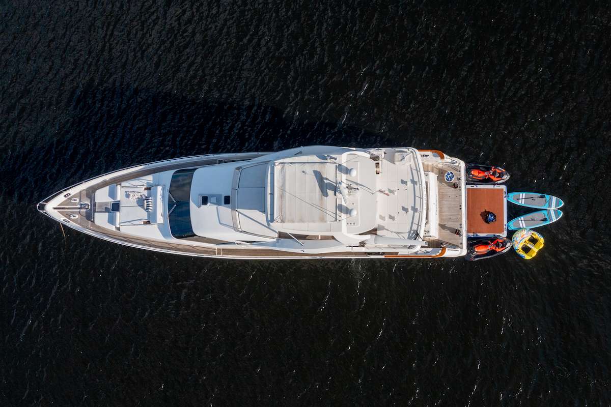 80ft Aicon