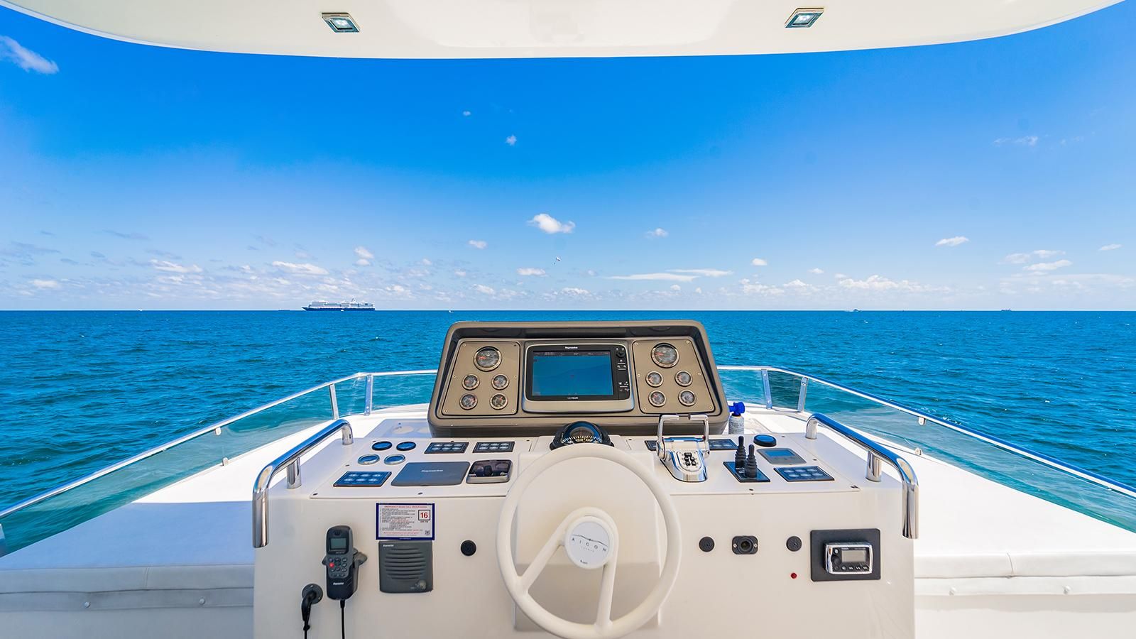 80ft Aicon