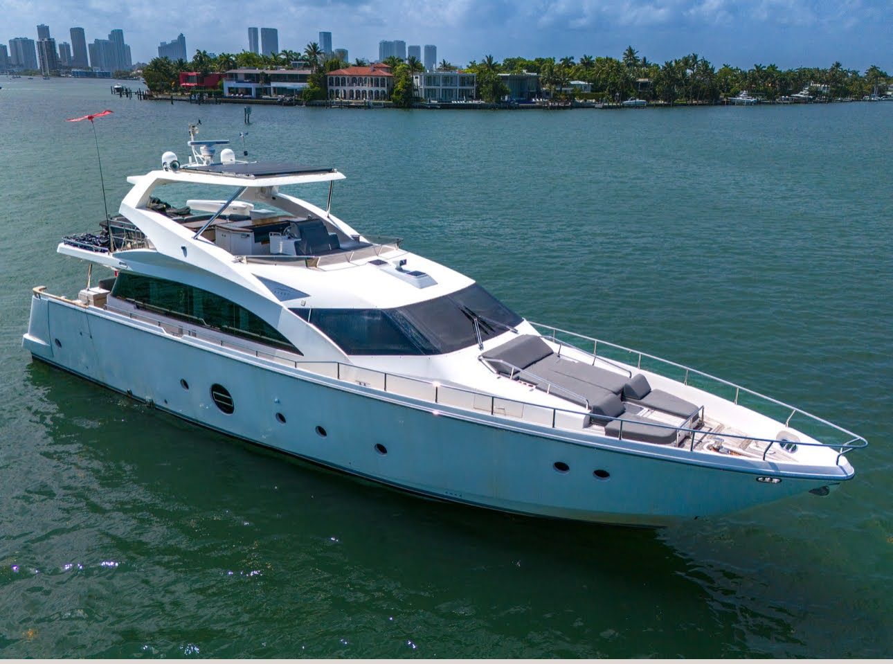 80ft Aicon