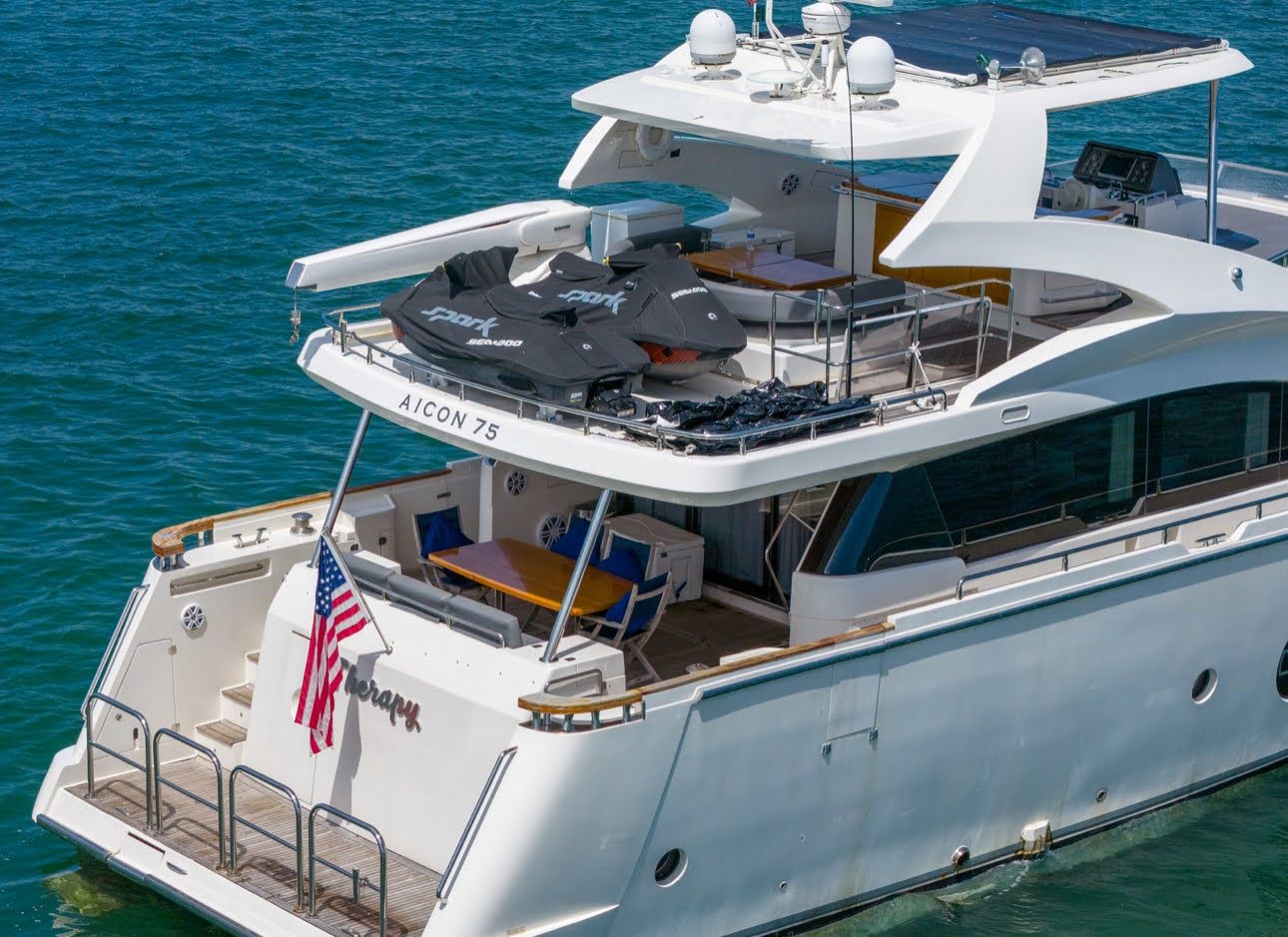80ft Aicon
