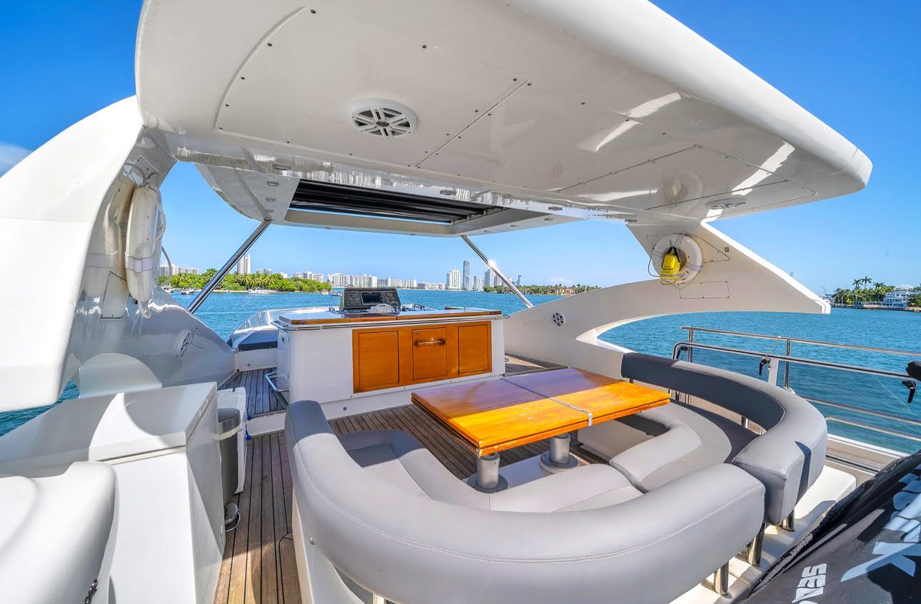 80ft Aicon