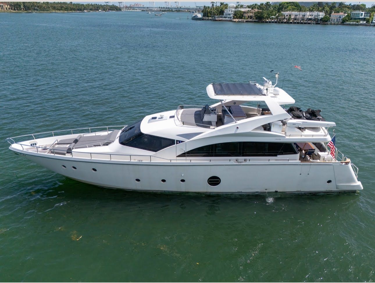 80ft Aicon