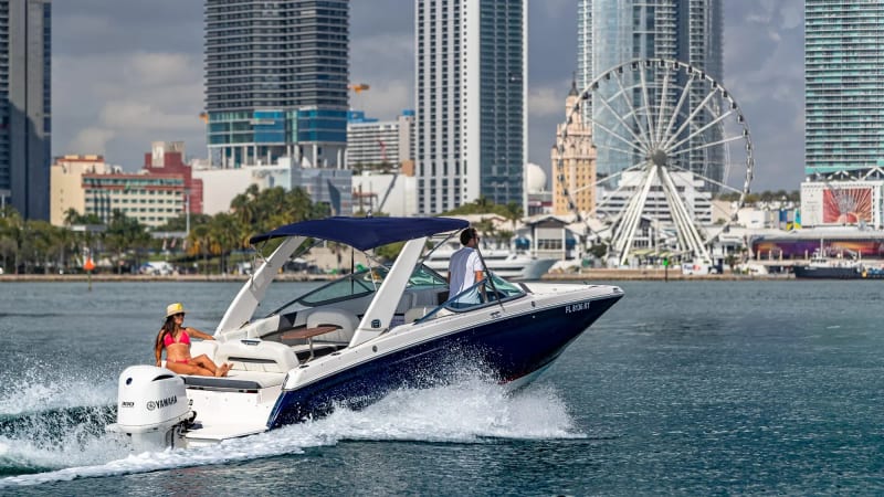 27 ft Regal
