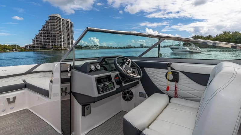 27 ft Regal