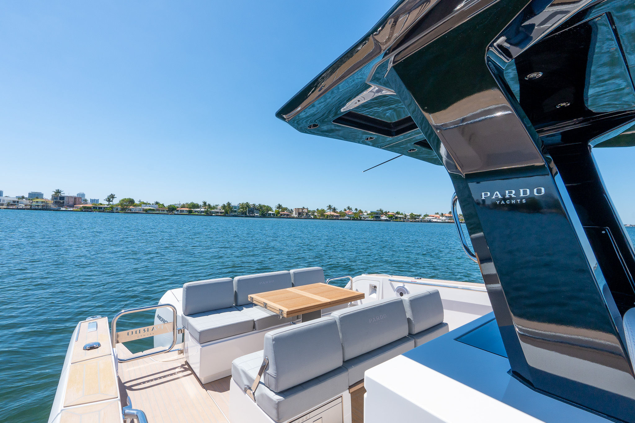 38ft Pardo