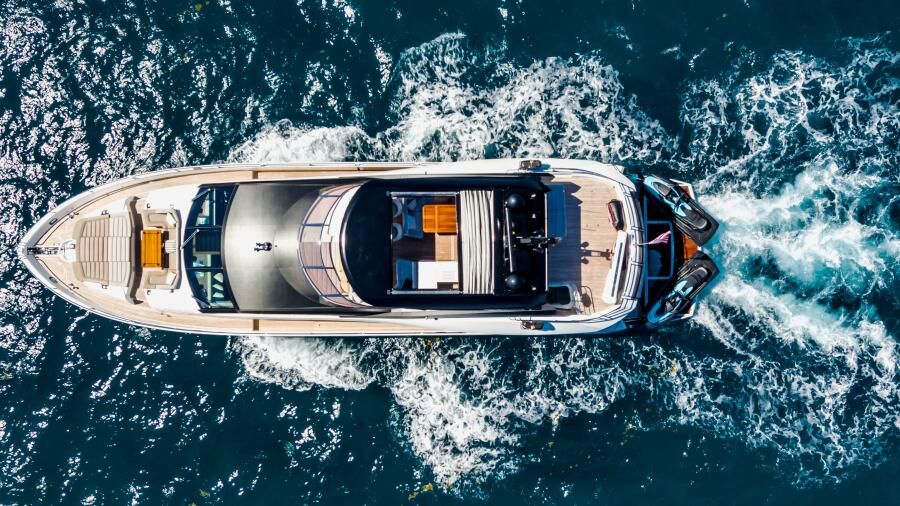 86ft (26.21 m) Sunseeker