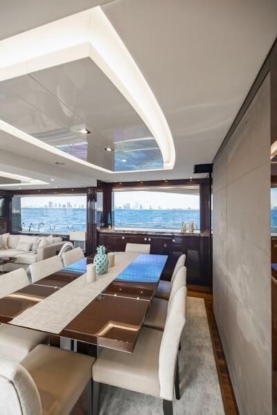 86ft (26.21 m) Sunseeker