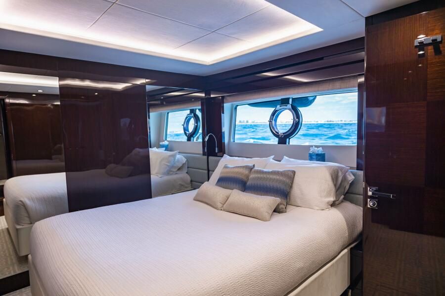 86ft (26.21 m) Sunseeker