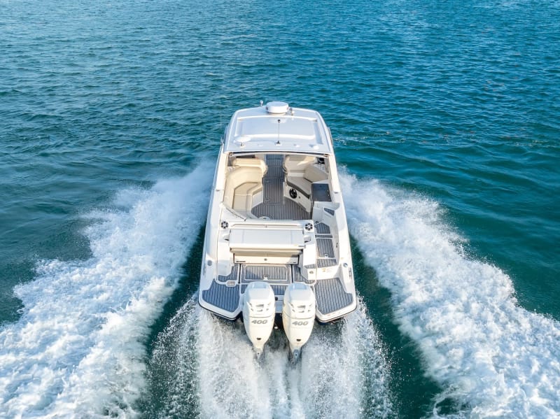 35 ft Sea Ray