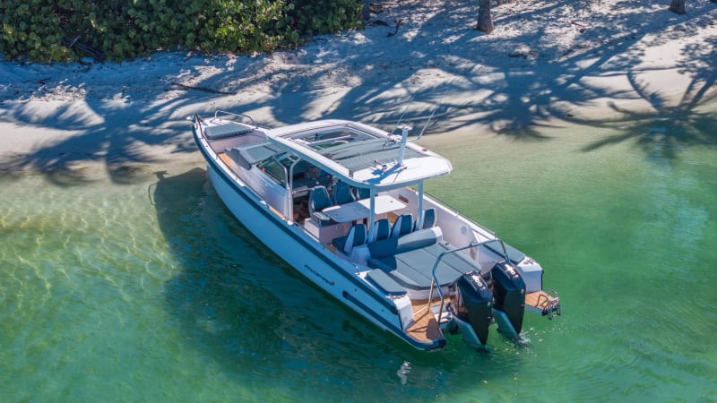 37 ft Axopar ST