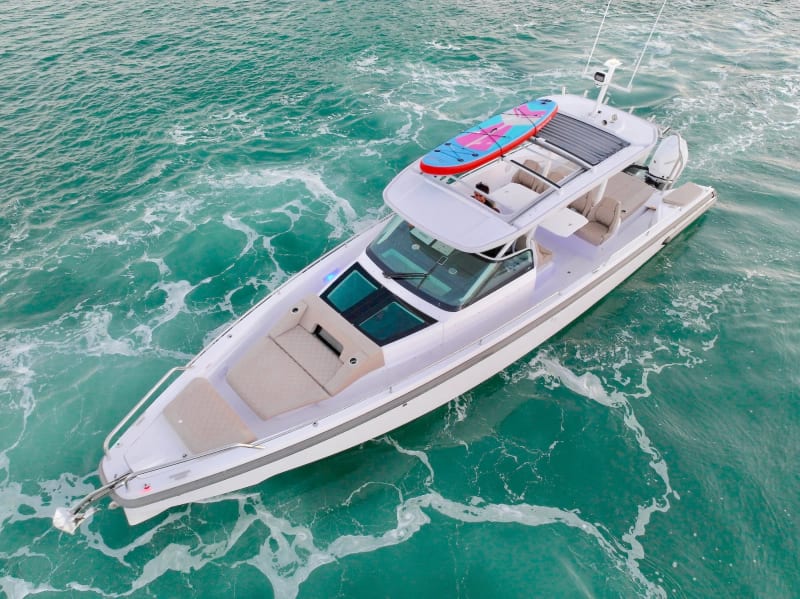 37 ft Axopar TT