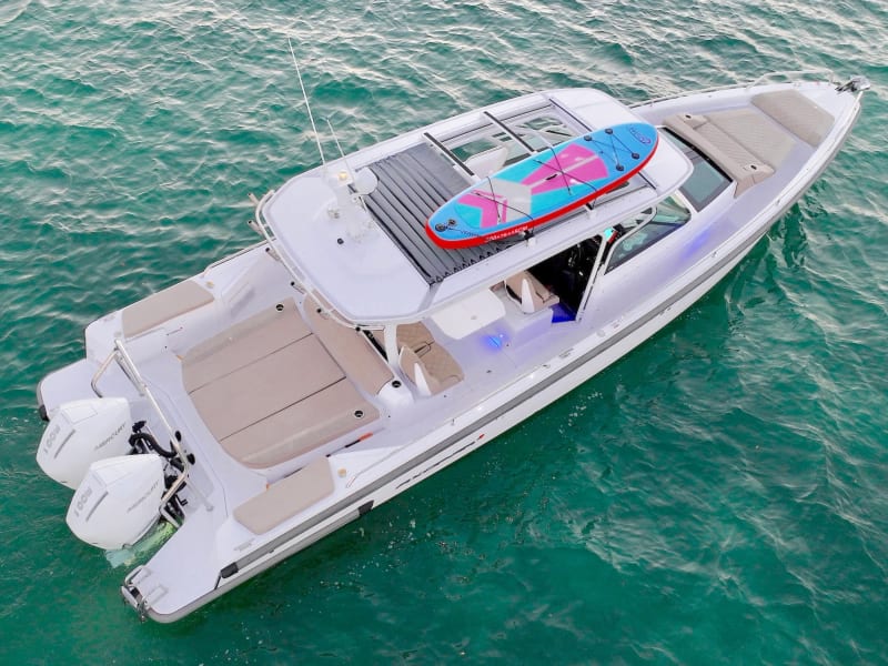 37 ft Axopar TT