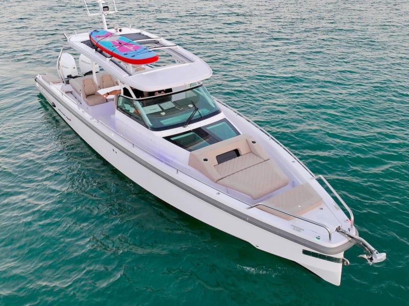 37 ft Axopar TT