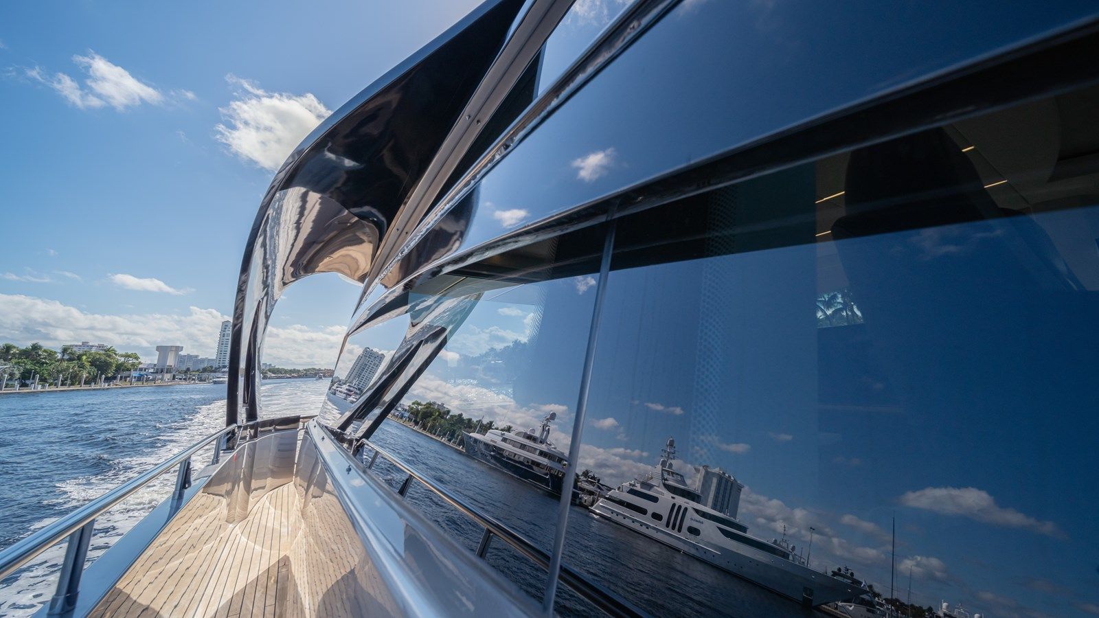 70ft Pershing LIQUID