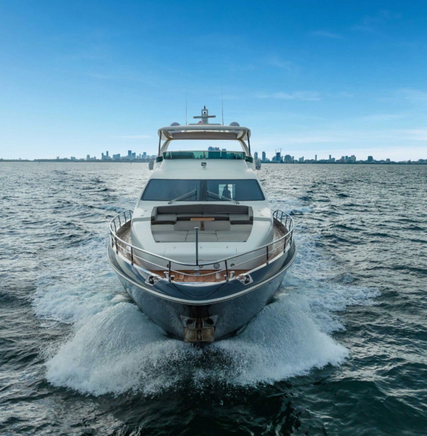 84ft Azimut