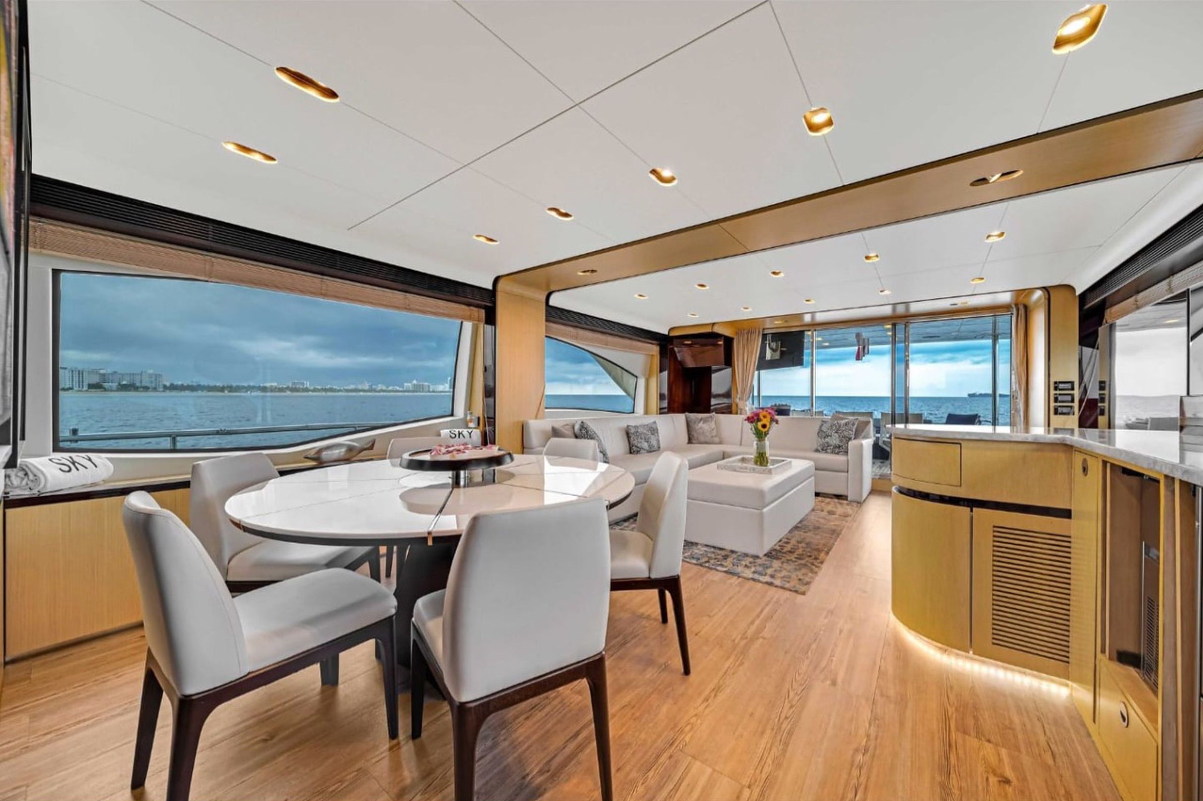 84ft Azimut
