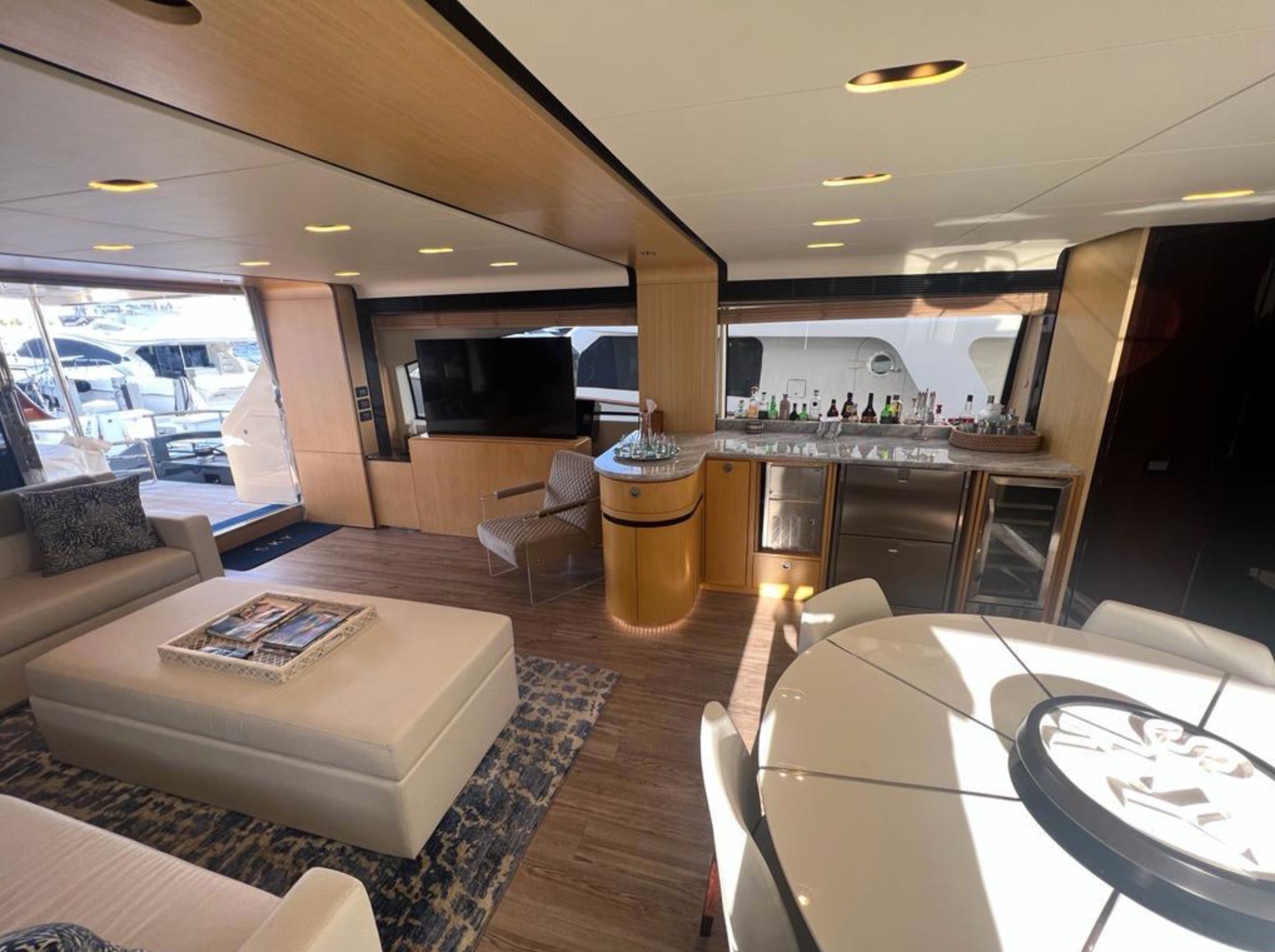 84ft Azimut