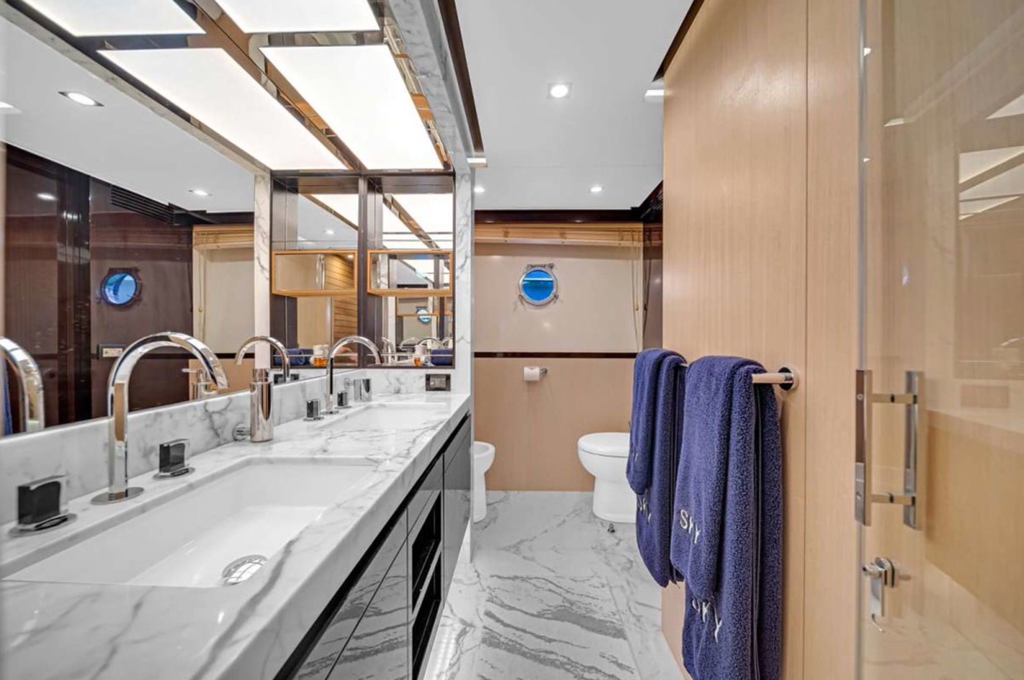 84ft Azimut