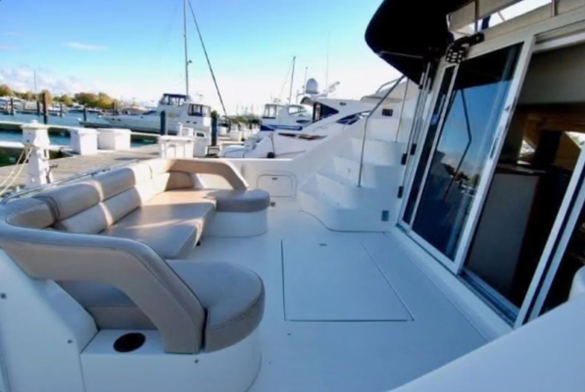 48ft Sea Ray Flybridge