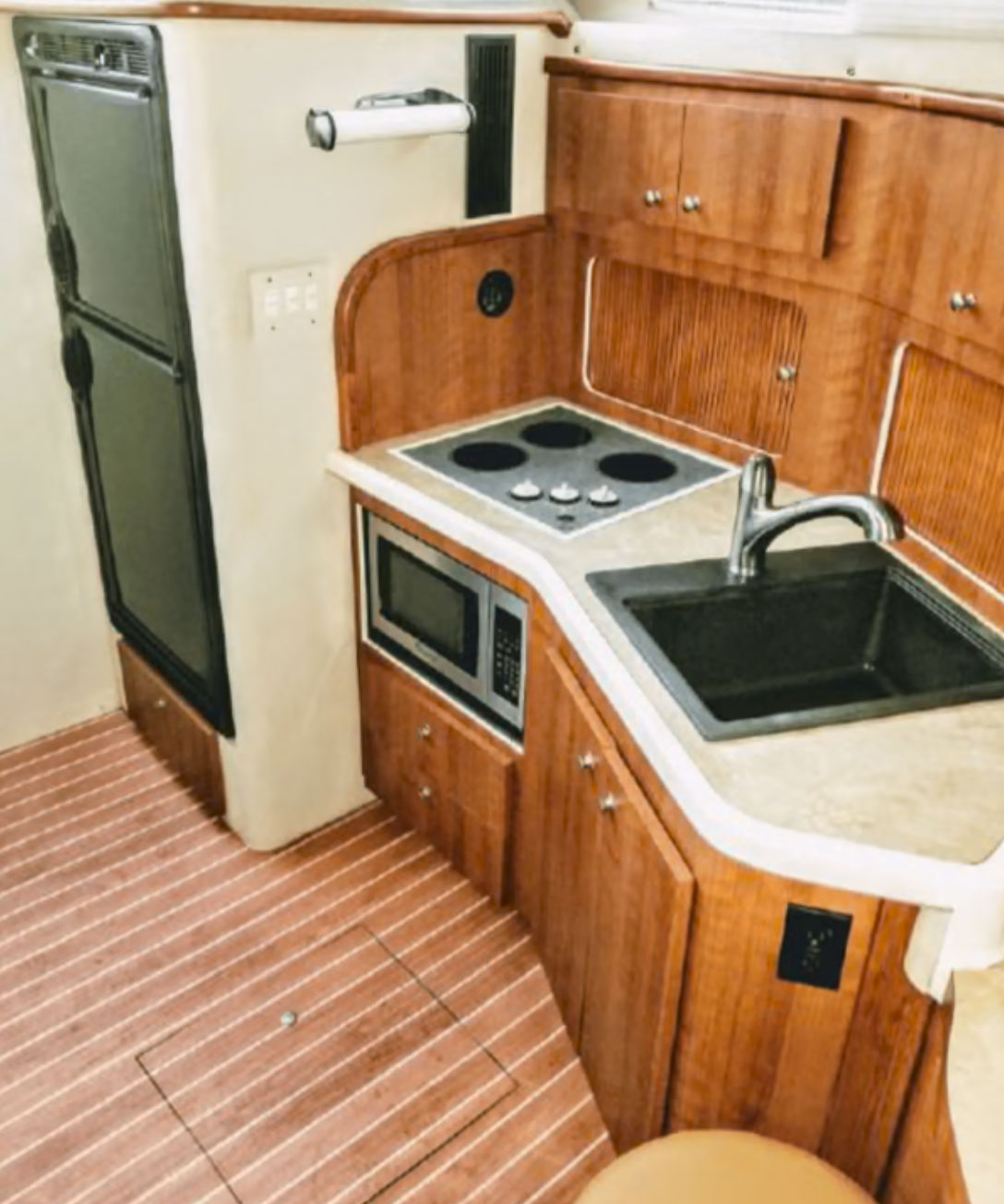 48ft Sea Ray Flybridge