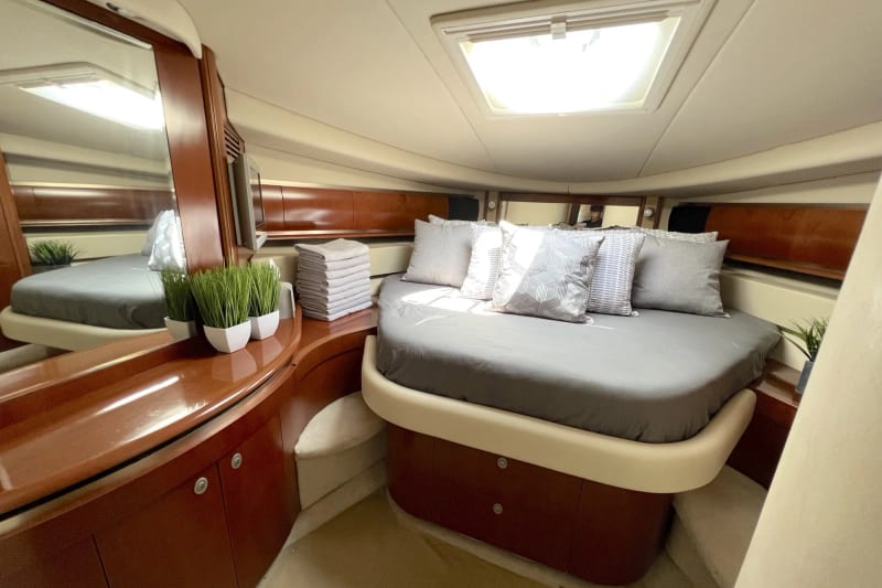 52 ft Sea Ray Sundancer