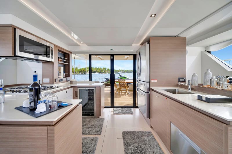 53 ft Leopard Catamaran