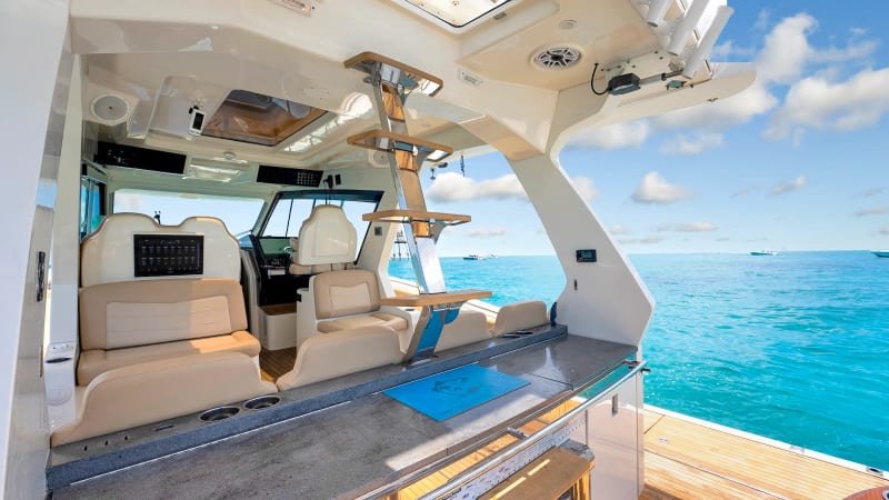 53 ft Scout