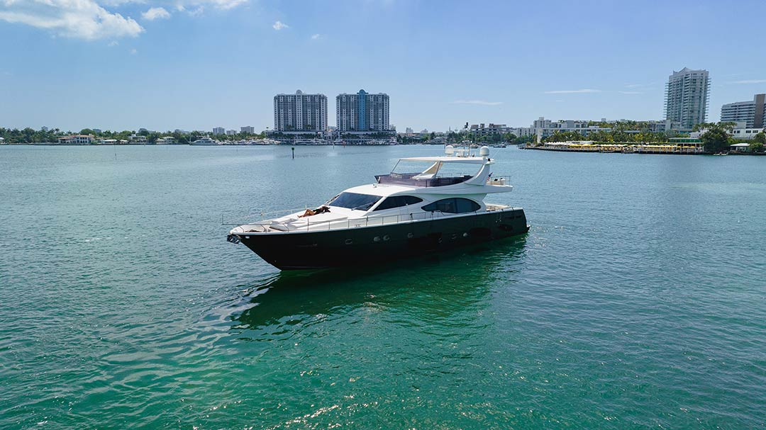 80ft Ferretti
