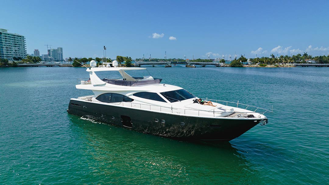 80ft Ferretti
